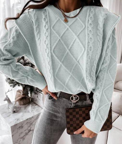 Šiltas žydros spalvos megztinis